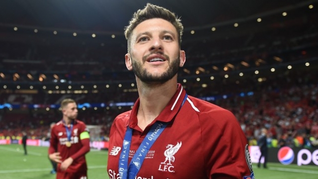 อดัม ลัลลาน่า เนื้อหอม 3 ทีมดังสนซิว