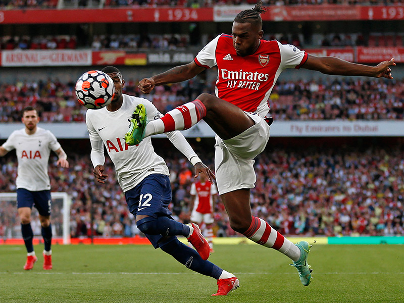 แมนยูไกลสุดกู่-อาร์เซน่อลเหนือสเปอร์ส